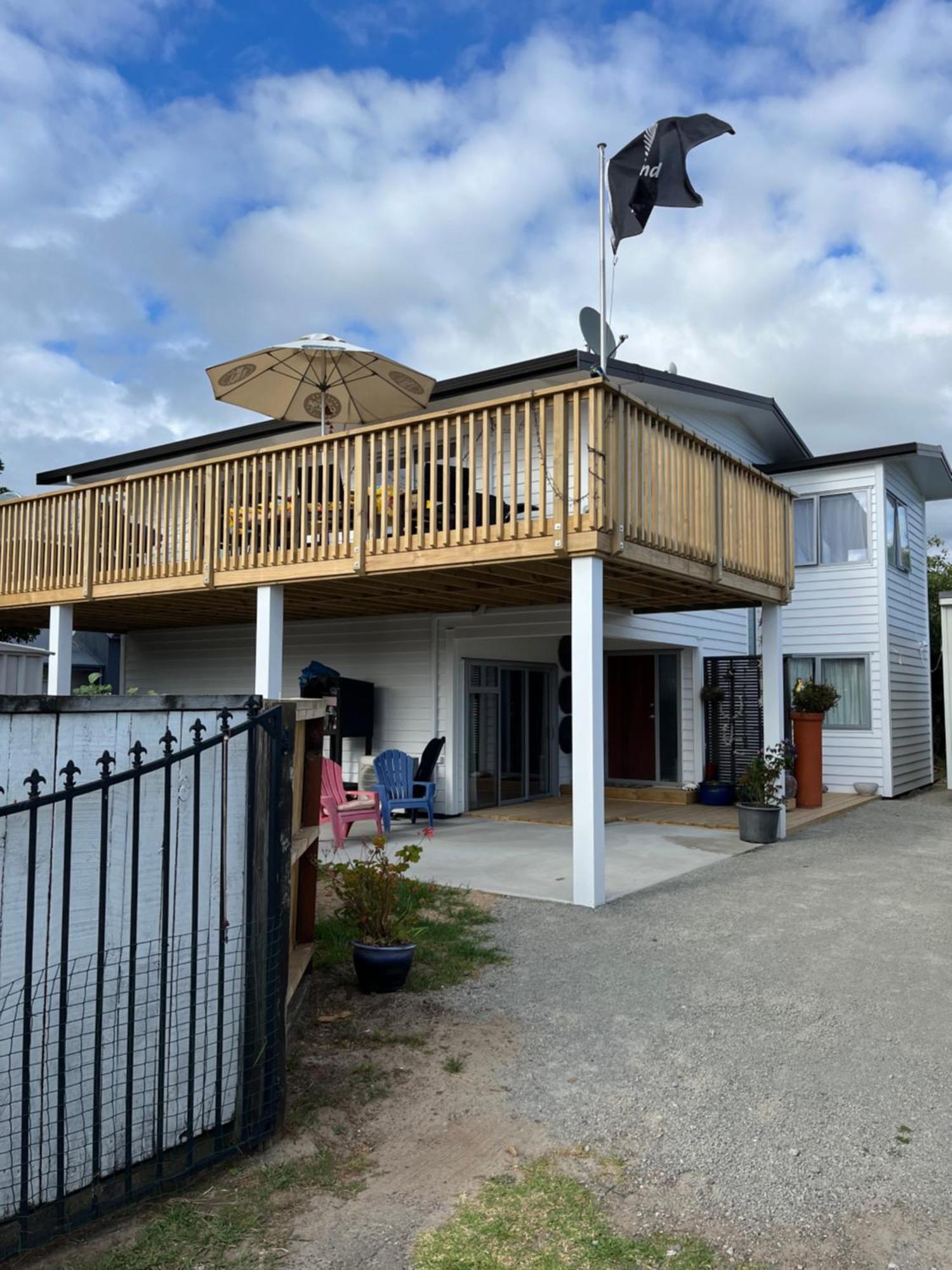 Murrays On Mary Whangamata Exterior photo