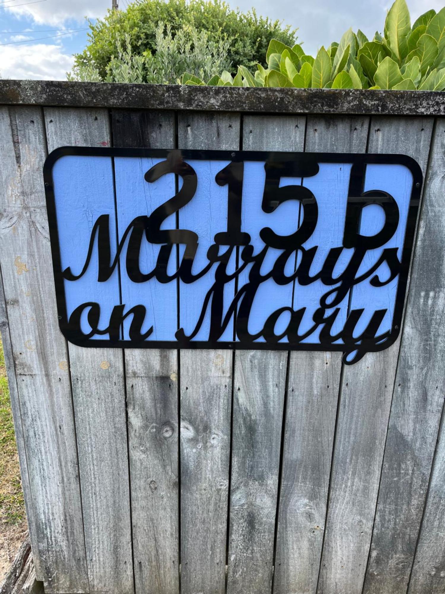 Murrays On Mary Whangamata Exterior photo